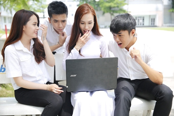 Kinh nghiệm chọn mua laptop pin trâu phù hợp với sinh viên