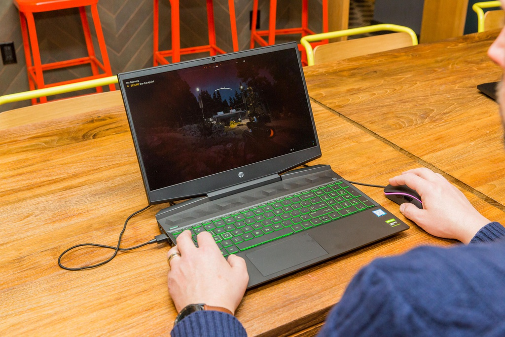 Loạt laptop gaming đang có giá tốt ở Việt Nam